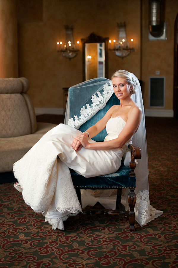 portrait of the bride - photo by Houston based wedding photographer Adam Nyholt